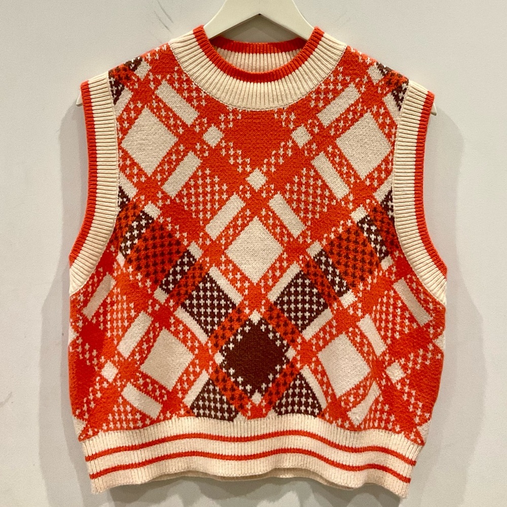 Pattern Knit Vest - Picture 2 of 2